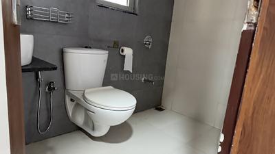 Image of 1080 Sq.ft 2 BHK Apartment / Flat for rent in Adani The Meadows, Shantigram, Ahmedabad for Rs. 35000