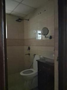 Common Bathroom Image of 800 Sq.ft 2 BHK Apartment / Flat for sale in Supertech Ecociti, Kulesara Noida for Rs. 8500000