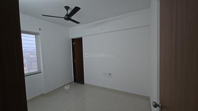 Bedroom Image of 678 Sq.ft 2 BHK Apartment / Flat for rent in Sky Crest, Hadapsar Pune for Rs. 20000