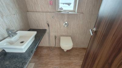 Bathroom Image of 768 Sq.ft 2 BHK Apartment / Flat for sale in Marathon Nexzone Atlas 2, Panvel Navi Mumbai for Rs. 9000000
