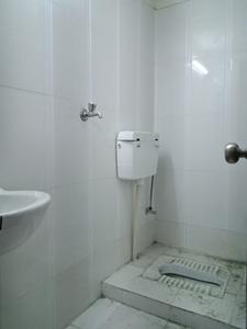Servant Room Image of 1685 Sq.ft 3 BHK Apartment / Flat for sale in Paramount Floraville, Kulesara Noida for Rs. 21000000