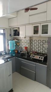 Kitchen Image of 700 Sq.ft 2 BHK Apartment / Flat for sale in Shreedham Splendour, Andheri West Mumbai for Rs. 16500000