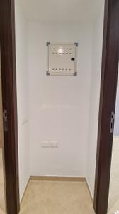 Bedroom Image of 690 Sq.ft 2 BHK Apartment / Flat for sale in Hiranandani Highland A B C D And E Wing, Powai Mumbai for Rs. 32000000