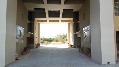 Image of 2280 Sq.ft 3 BHK Apartment / Flat for rent in Adani The Meadows, Shantigram, Ahmedabad for Rs. 42000