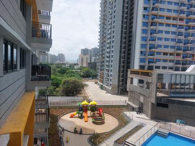 Image of 1000 Sq.ft 2 BHK Apartment / Flat for sale in Amanora Gold Towers, Hadapsar, Pune for Rs. 11000000