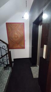 Bedroom Image of 2250 Sq.ft 3 BHK Builder Floor for rent in South Extension II New Delhi for Rs. 175000