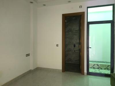 Bedroom Image of 1310 Sq.ft 3 BHK Builder Floor for sale in Vaishali Ghaziabad for Rs. 18000000