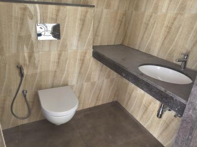 Image of 1220 Sq.ft 3 BHK Apartment / Flat for rent in Lodha Amara, Kolshet, Thane for Rs. 56000