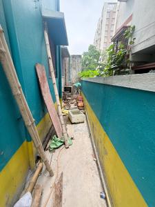 Balcony Image of 1000 Sq.ft 4 BHK Independent House for sale in Paikpara Kolkata for Rs. 13500000