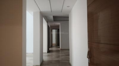 Living Room Image of 2500 Sq.ft 3.5 BHK Apartment / Flat for sale in Mahagun Mezzaria, Sector 78 Noida for Rs. 42500000