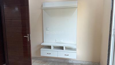 Bedroom Image of 1050 Sq.ft 3 BHK Builder Floor for rent in Sector 7 Rohini New Delhi for Rs. 37000
