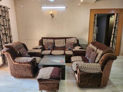 Hall Image of 1850 Sq.ft 3 BHK Apartment / Flat for rent in Jalwayu Vihar, Sector 21 Noida for Rs. 60000