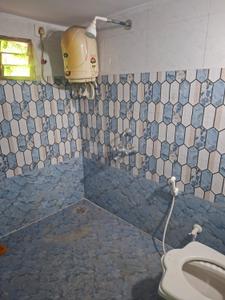 Bathroom Image of 550 Sq.ft 2 BHK Independent House for rent in Borabanda Hyderabad for Rs. 25000