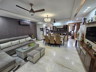 Hall Image of 2000 Sq.ft 3 BHK Builder Floor for sale in Mansarover Garden New Delhi for Rs. 40000000