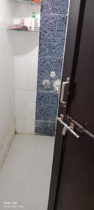 Bathroom Image of 750 Sq.ft 1 BHK Apartment / Flat for sale in Moghul Wada Vadodara for Rs. 1500000