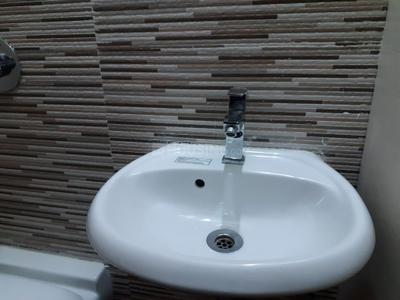 Bathroom Image of 1000 Sq.ft 2 BHK Apartment / Flat for sale in Pashan Pune for Rs. 8200000