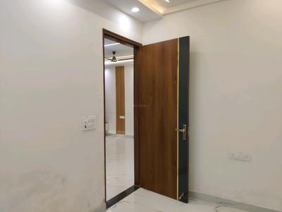 Bedroom Image of 1350 Sq.ft 3 BHK Apartment / Flat for sale in Lal Kuan Ghaziabad for Rs. 6465000