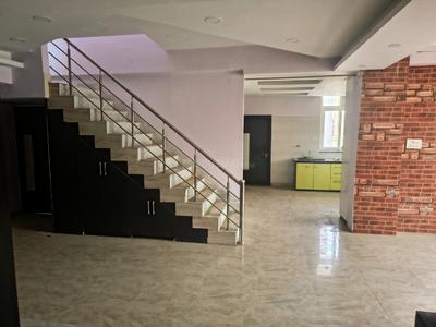 Living Room Image of 5000 Sq.ft 4.5 BHK Penthouse for rent in GenX Infra Homes Villa, Bailey Road Patna for Rs. 32000