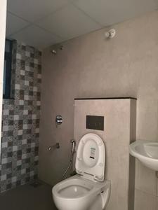 Common Bathroom Image of 1134 Sq.ft 2.5 BHK Apartment / Flat for sale in Shapoorji Pallonji Vanaha, Bavdhan Pune for Rs. 10799999