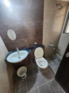 Bathroom Image of 1050 Sq.ft 2 BHK Apartment / Flat for rent in Sattva HM Royal, Kondhwa Budruk Pune for Rs. 28000