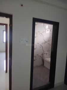Bathroom Image of 2100 Sq.ft 3 BHK Apartment / Flat for sale in Kanuru Vijayawada for Rs. 9500000