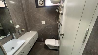 Image of 1620 Sq.ft 3 BHK Builder Floor for sale in Anand Vihar, New Delhi for Rs. 31500000