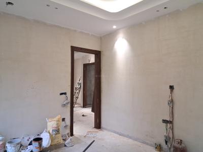 Bedroom Image of 1800 Sq.ft 3 BHK Builder Floor for sale in Paschim Vihar New Delhi for Rs. 40000000