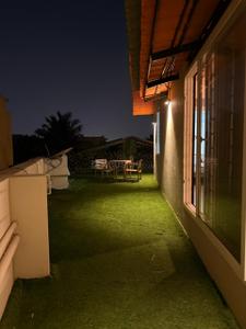 Balcony Image of 800 Sq.ft 1 BHK Apartment / Flat for rent in Cooke Town Bengaluru for Rs. 62000
