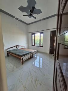 Bedroom Image of 1800 Sq.ft 2.5 BHK Builder Floor for rent in Model Town Bathinda for Rs. 15000
