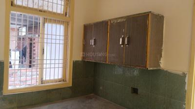 Kitchen Image of 950 Sq.ft 2 BHK Apartment / Flat for rent in Kamachha Varanasi for Rs. 13500