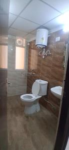 Image of 1650 Sq.ft 3 BHK Apartment / Flat for sale in Amrapali Crystal Homes Phase 1, Sector 76, Noida for Rs. 22000000