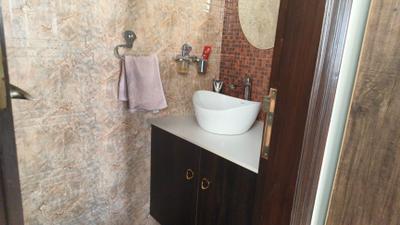 Image of 2000 Sq.ft 2 BHK Builder Floor for rent in Sector 52, Noida for Rs. 40000