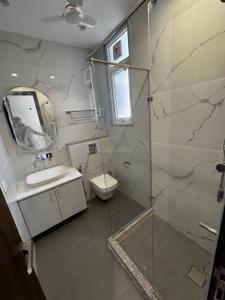 Image of 2400 Sq.ft 3 BHK Builder Floor for sale in Defence Colony, New Delhi for Rs. 140000000