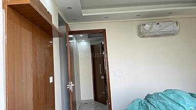 Living Room Image of 1000 Sq.ft 1 BHK Builder Floor for rent in Sector 46 Gurgaon for Rs. 37000