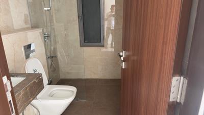 Image of 1260 Sq.ft 3 BHK Apartment / Flat for rent in Piramal Mahalaxmi South Tower, Worli, Mumbai for Rs. 250151