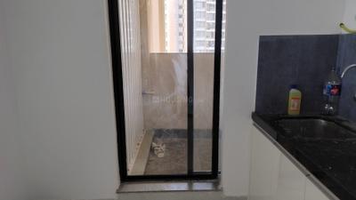 Kitchen Image of 1270 Sq.ft 2.5 BHK Apartment / Flat for rent in Pride World City, Lohegaon Pune for Rs. 31000