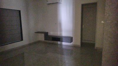 Bedroom Image of 3300 Sq.ft 3 BHK Apartment / Flat for rent in Rai Durg Hyderabad for Rs. 170000