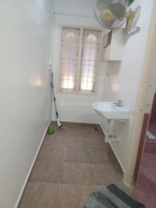 Bathroom Image of 4000 Sq.ft 12 BHK Independent House for sale in Thoraipakkam Chennai for Rs. 32000000