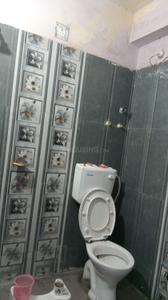 Bathroom Image of 1100 Sq.ft 3 BHK Apartment / Flat for rent in Tapowan Colony Dhanbad for Rs. 12000