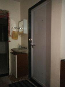 Common Bathroom Image of 4200 Sq.ft 4 BHK Independent House for rent in Thaltej Ahmedabad for Rs. 90000