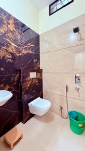 Bathroom Image of 1500 Sq.ft 1 RK Studio for rent in Mahakal Vanijya Ujjain for Rs. 120000