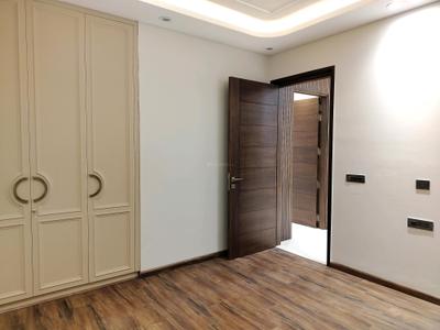 Bedroom Image of 2500 Sq.ft 4 BHK Builder Floor for sale in Anant Raj Estate, Kadarpur Gurgaon for Rs. 34500000