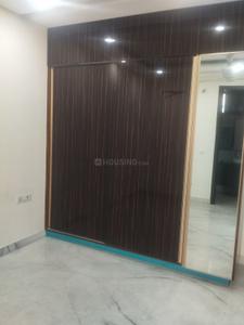 Bedroom Image of 1800 Sq.ft 3 BHK Builder Floor for sale in Mansarover Garden New Delhi for Rs. 29000000