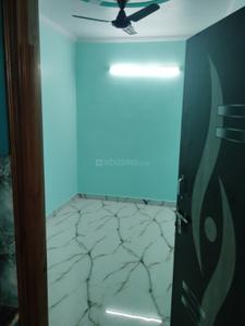 Bedroom Image of 600 Sq.ft 2 BHK Apartment / Flat for rent in Shahdara New Delhi for Rs. 10000