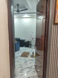 Bedroom Image of 1400 Sq.ft 4 BHK Independent House for rent in Mahavir Enclave New Delhi for Rs. 40000