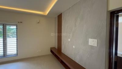 Bedroom Image of 1800 Sq.ft 3 BHK Independent House for rent in Thoraipakkam Chennai for Rs. 80000