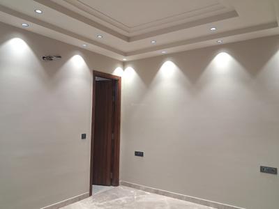 Bedroom Image of 1980 Sq.ft 3 BHK Builder Floor for sale in Mansarover Garden New Delhi for Rs. 38000000