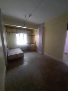 1 BHK Unfurnished Flat