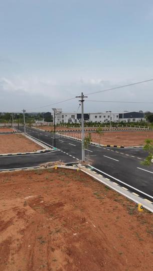 Everest Brooksdale Main Image 1