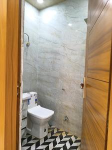 Common Bathroom Image of 1150 Sq.ft 2 BHK Builder Floor for sale in Indirapuram Ghaziabad for Rs. 7000000
